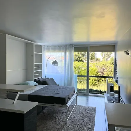Appartement Cute Next To Saint-Laurent-du-Var